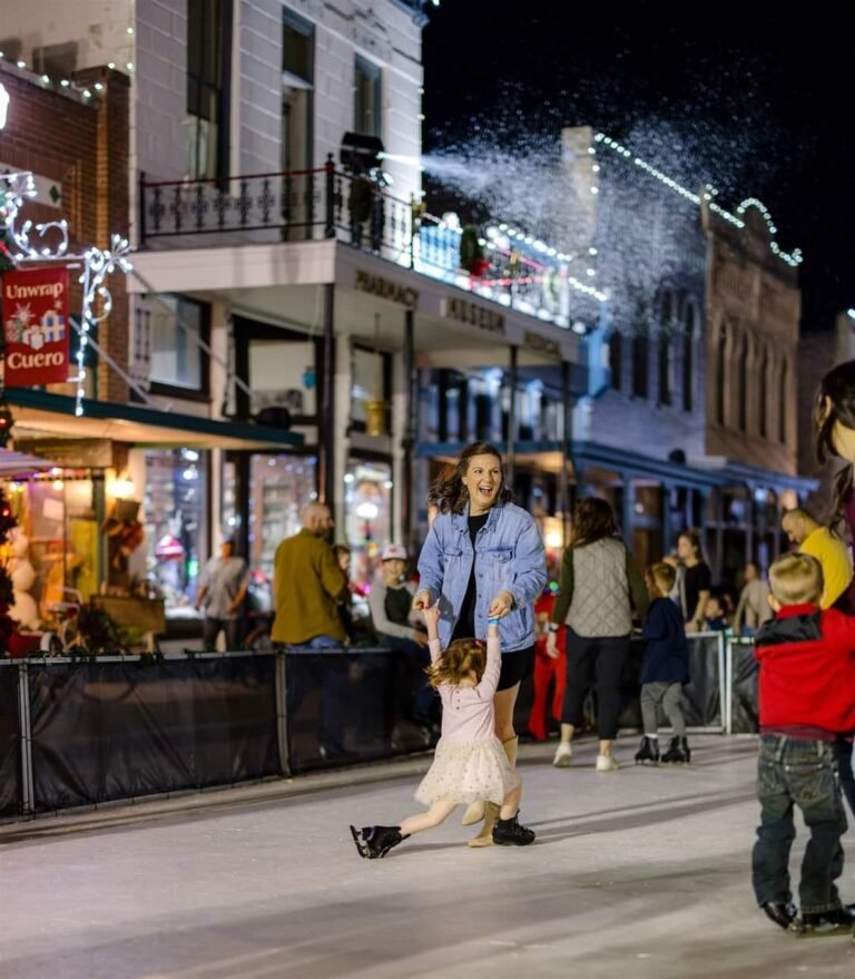 Experience the Magic of Cuero’s 12th Annual Christmas in Downtown Cuero!