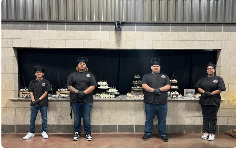 Cuero High School Advanced Culinary Arts Students Shine at FFA Cattleman’s Ball Cuero High School Advanced Culinary Arts Students Shine at FFA Cattleman’s Ball