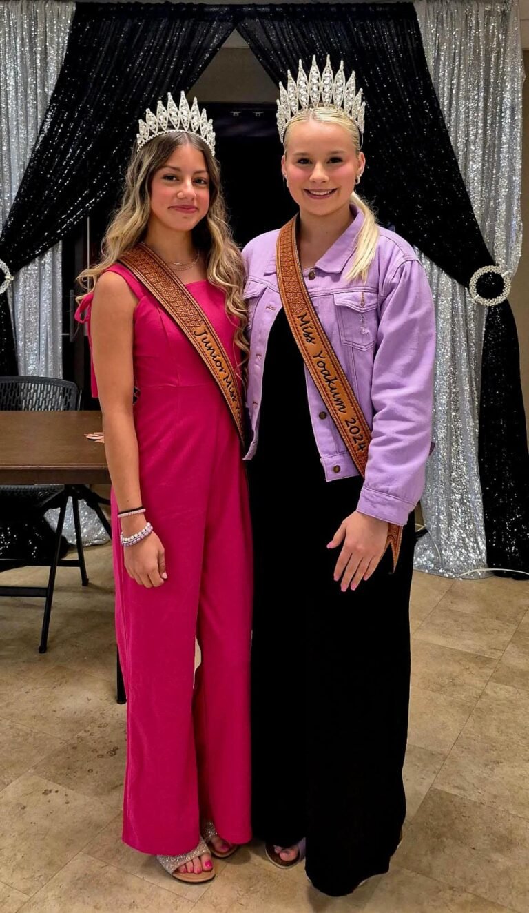 Yoakum Beauties Shine at Queen Victoria Pageant