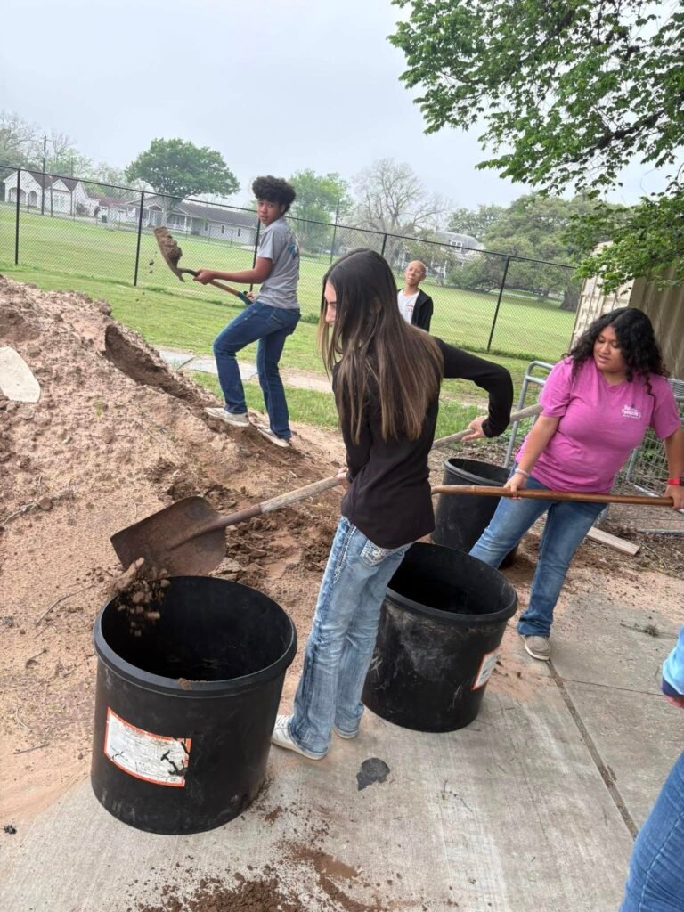 Yorktown FFA Students Build Raised Garden Beds for Agricultural Learning