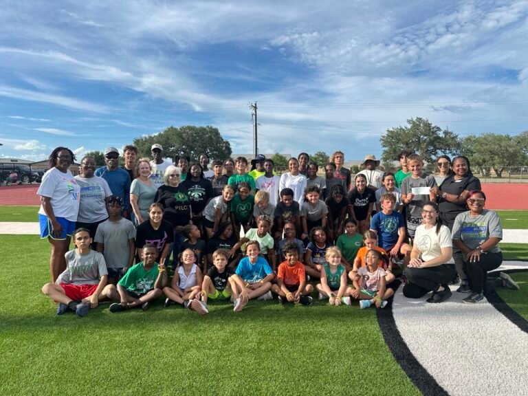  Pilot Club of Cuero Steps Up to Sponsor Cuero Select Track Club