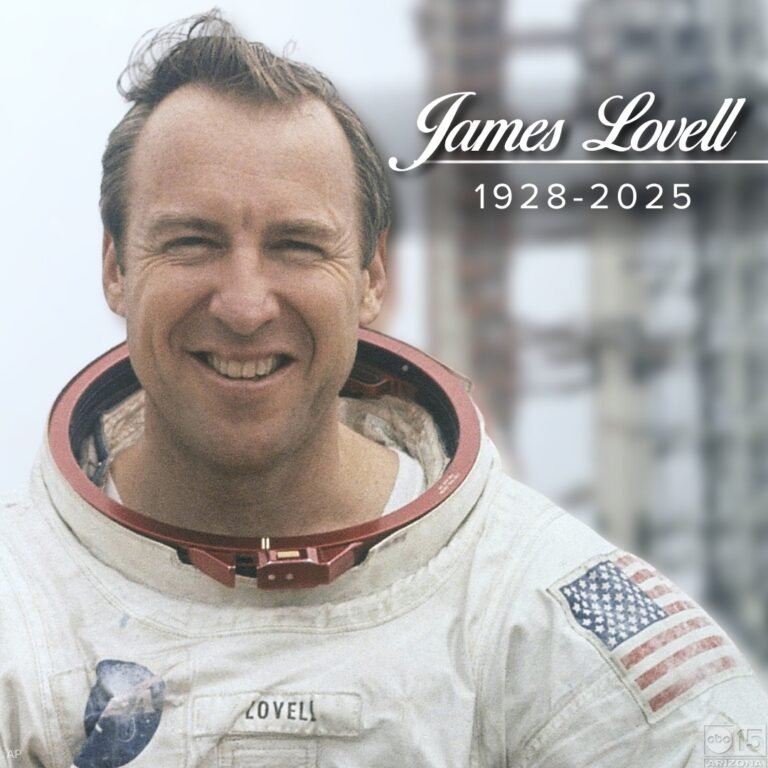 James Lovell, Apollo 13 Commander and Spaceflight Pioneer, Dies at 97
