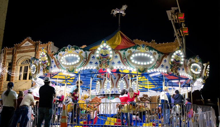 🎄 Cuero Gears Up for a Magical Weekend: Christmas in Downtown Returns Dec. 12–13