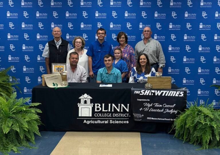 Former Mustang and Cuero High School Senior Wyatt Luddeke Signs with Blinn College Livestock Judging Team