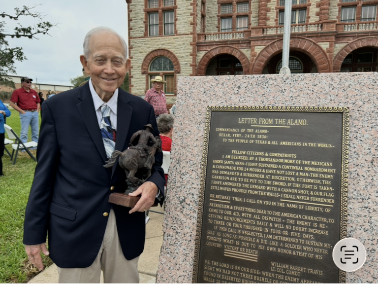 Travis Letter Dedication Ceremony Draws Crowd to DeWitt County Courthouse